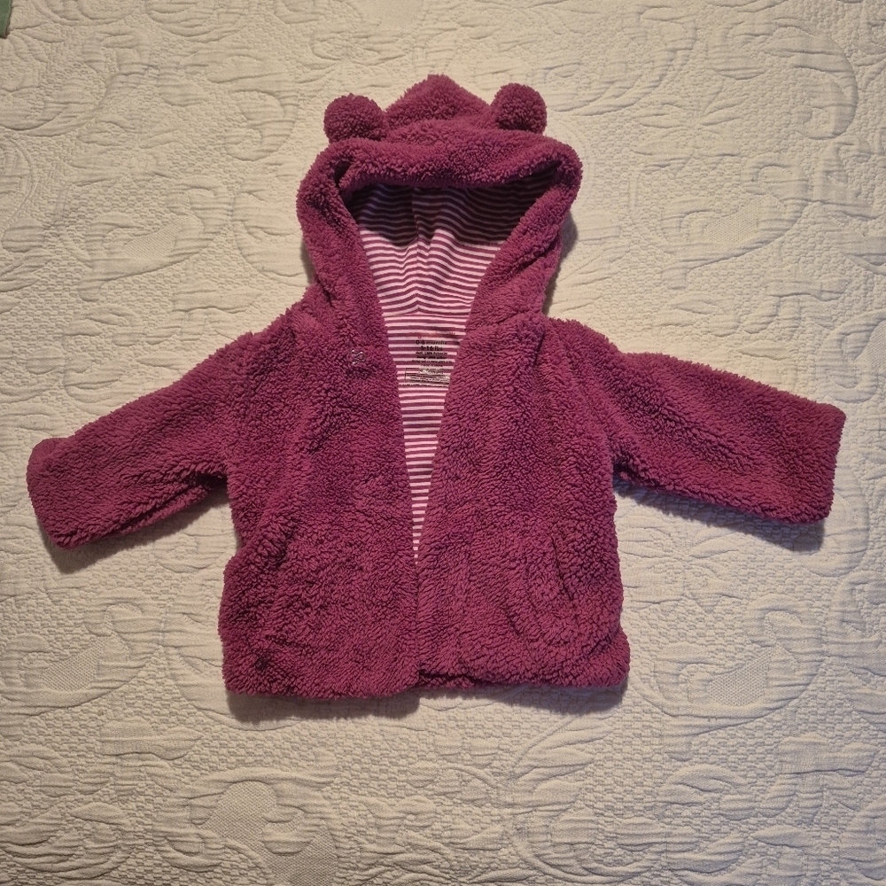 Magnetic Me 0-6 M purple outside purple & white striped inside VGUC